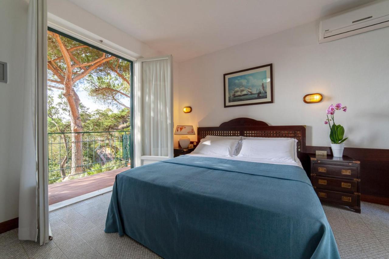 Hotel Antares Capoliveri  Eksteriør billede