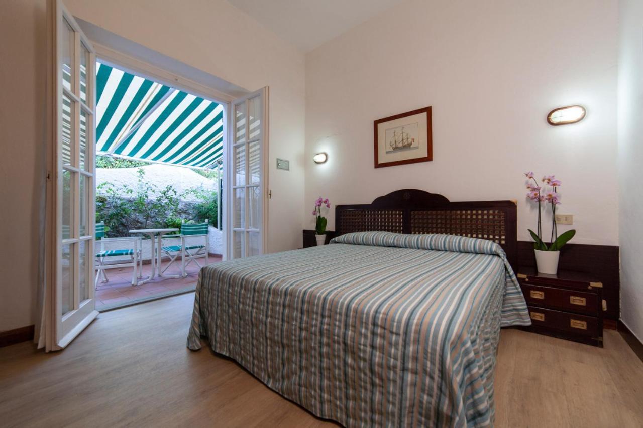 Hotel Antares Capoliveri  Eksteriør billede